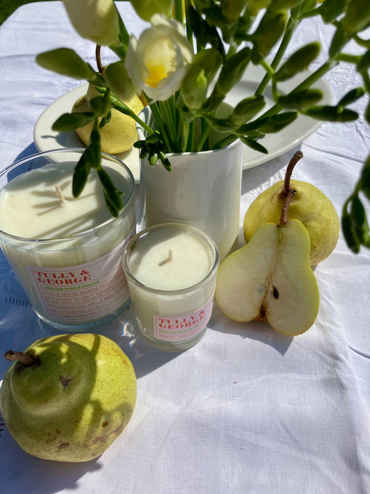 1. ENGLISH PEAR & FREESIA